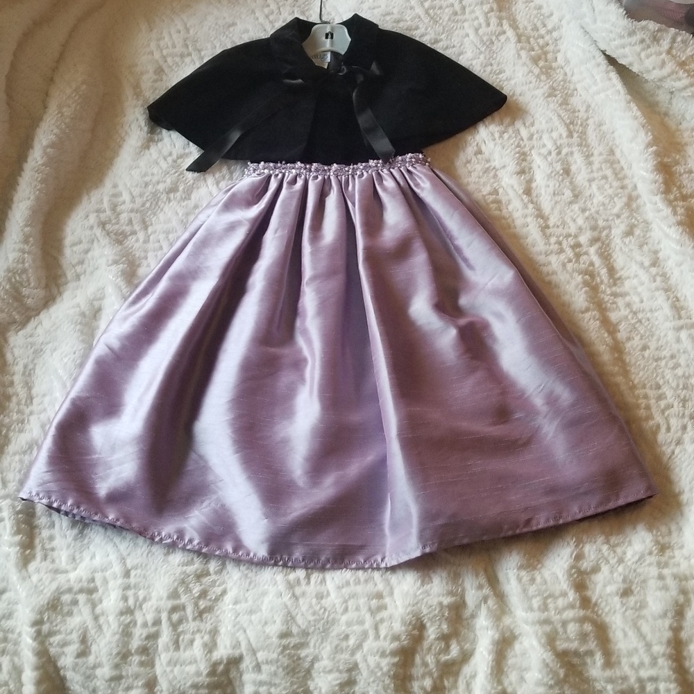 Girl's holiday dress